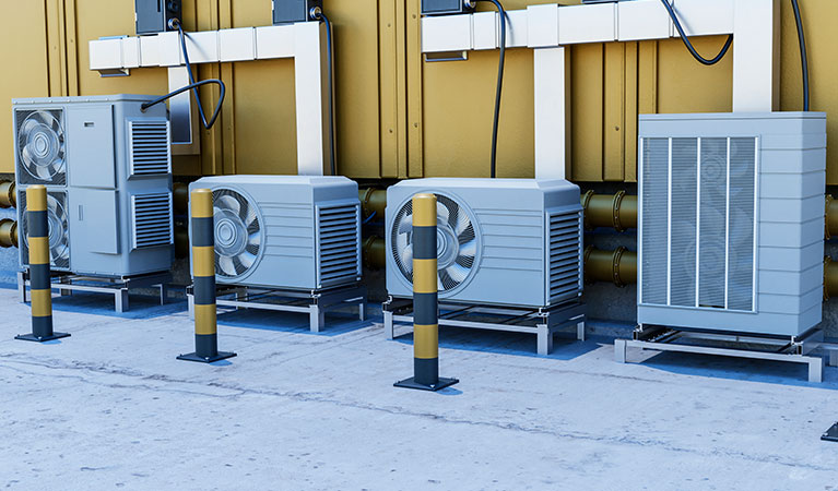 How to Choose the Right AC Spare Parts for Dubai’s Climate